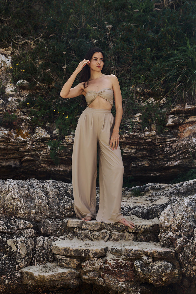 
                  
                    RAQUEL TWIST TOP - ARCILLA - (Limited Edition- 150 Units)
                  
                