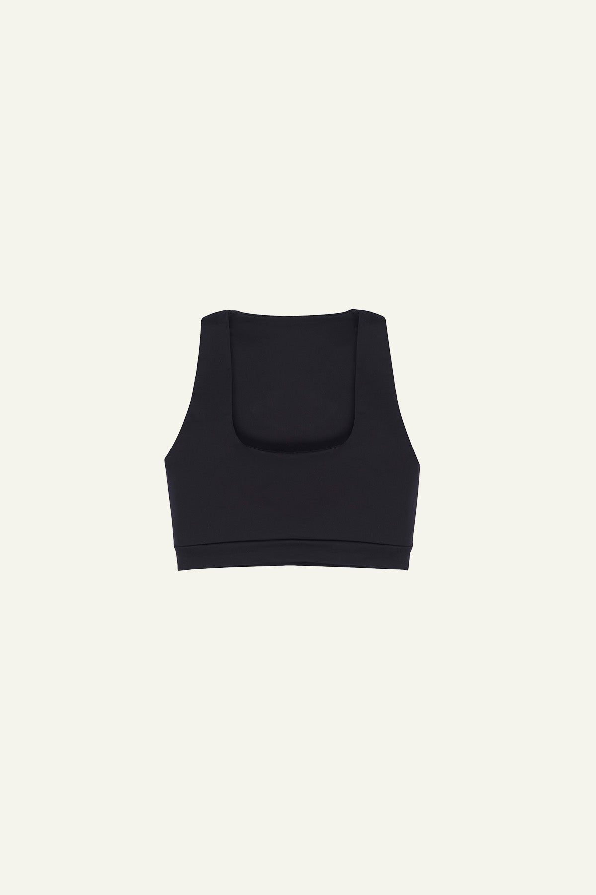Experience ultimate luxury top with Marta – a Spanish-made, square-neck, crop top, ideal for high-intensity workouts or chic athleisure style. Our advanced sustainable technology offers a cool, breathable, and moisture-wicking design, coupled with UPF50+ sun protection and antibacterial features. 